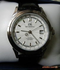 上海萬科表業(yè) 多元化鐘表產(chǎn)品系列與專業(yè)銷售服務(wù)